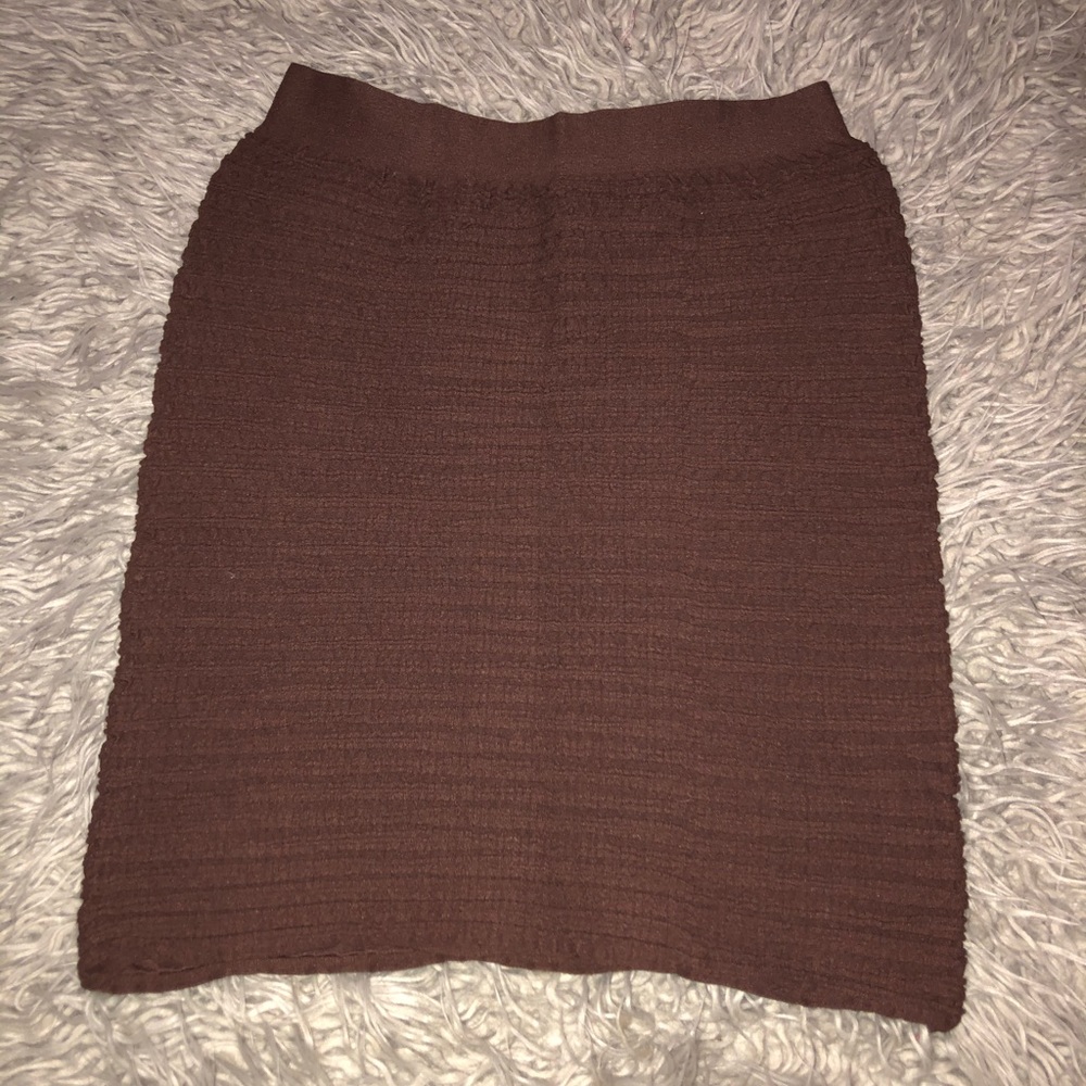 Brown textured skirt